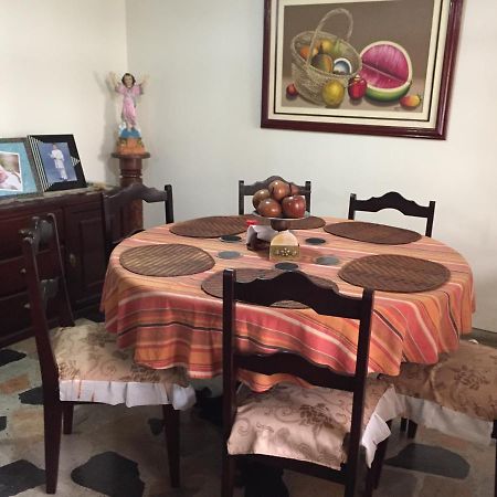 Casa Familiar Lejlighed Bogotá Eksteriør billede