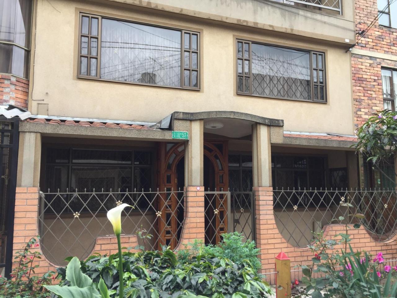 Casa Familiar Lejlighed Bogotá Eksteriør billede